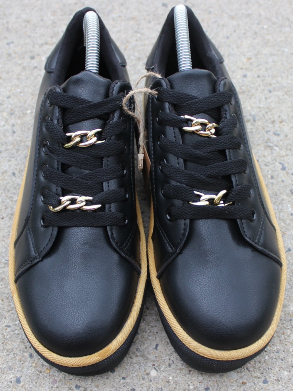 Harper & Lane Women's Black & Gold Sneaker Sz 40 (8.5)